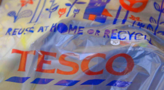 A Tesco nehezen újrahasznosítható műanyagokat vont ki a használatból